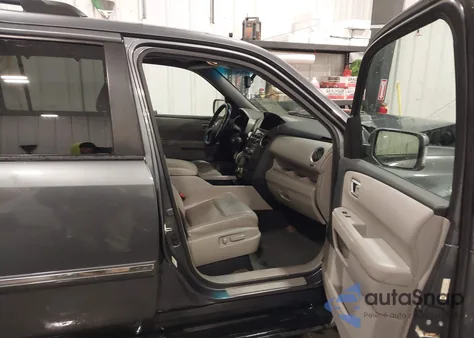 2013 Honda Pilot Touring from USA, damaged, VIN 5FNYF4H98DB032889